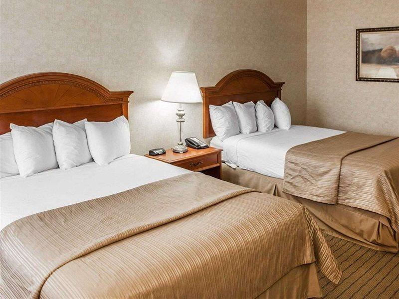 Quality Inn Castleton Zewnętrze zdjęcie