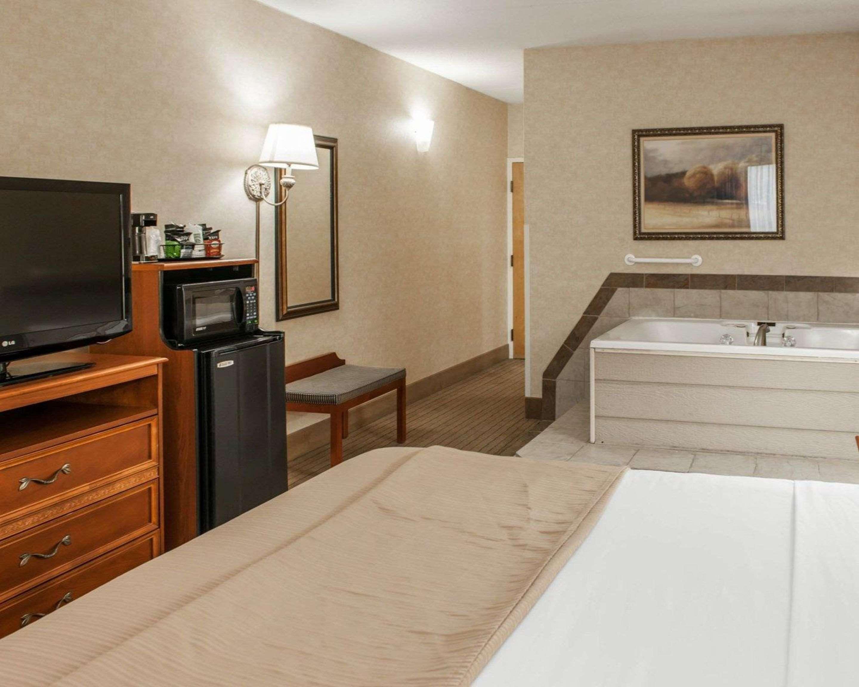 Quality Inn Castleton Zewnętrze zdjęcie