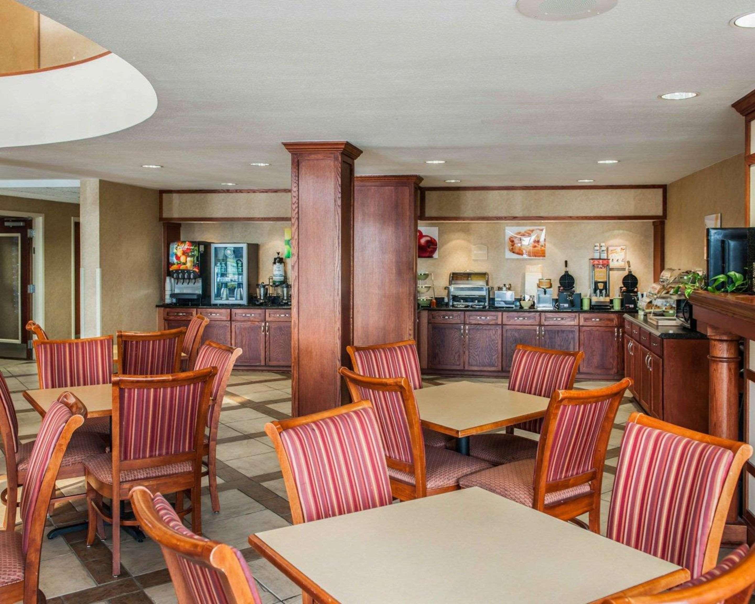Quality Inn Castleton Zewnętrze zdjęcie
