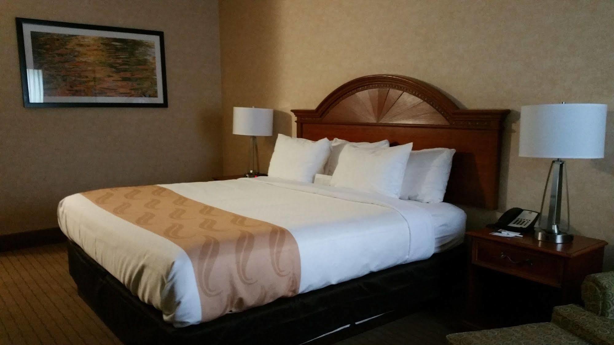 Quality Inn Castleton Zewnętrze zdjęcie