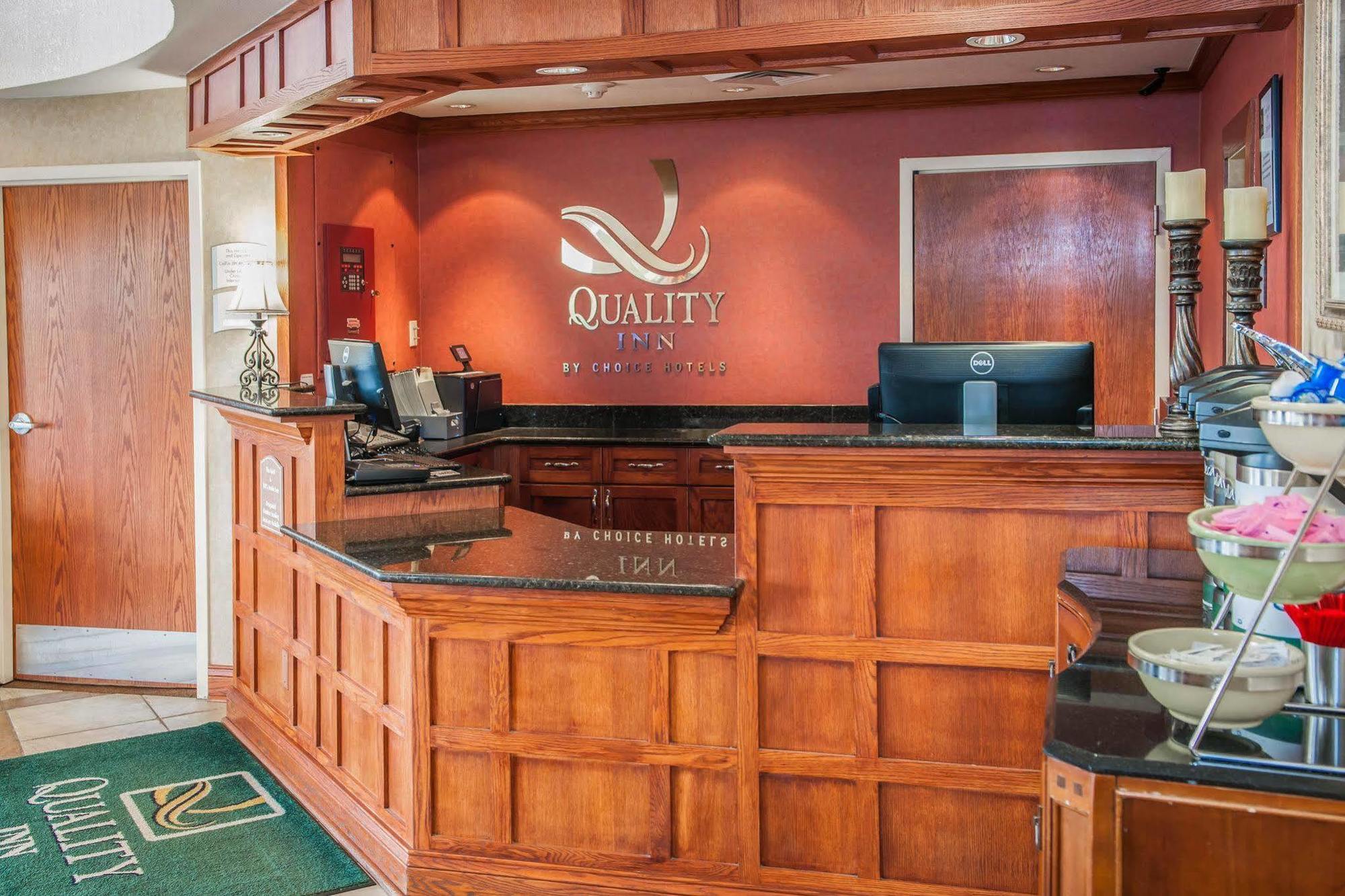 Quality Inn Castleton Zewnętrze zdjęcie