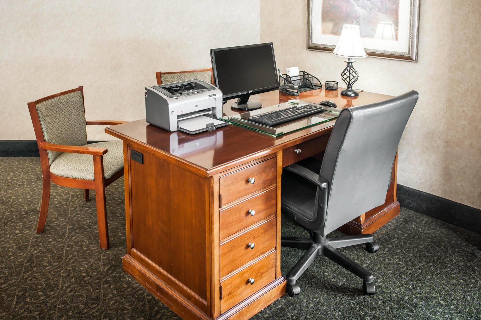 Quality Inn Castleton Zewnętrze zdjęcie