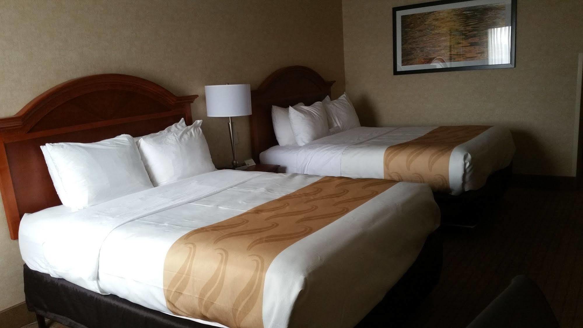Quality Inn Castleton Zewnętrze zdjęcie